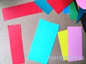   Склеивание цветного фона из бумаги